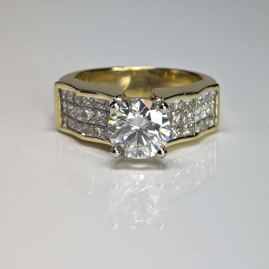 18KY 1.50CT ROUND - 1.00CTW PRINCESS CUT ENGAGEMENT RING