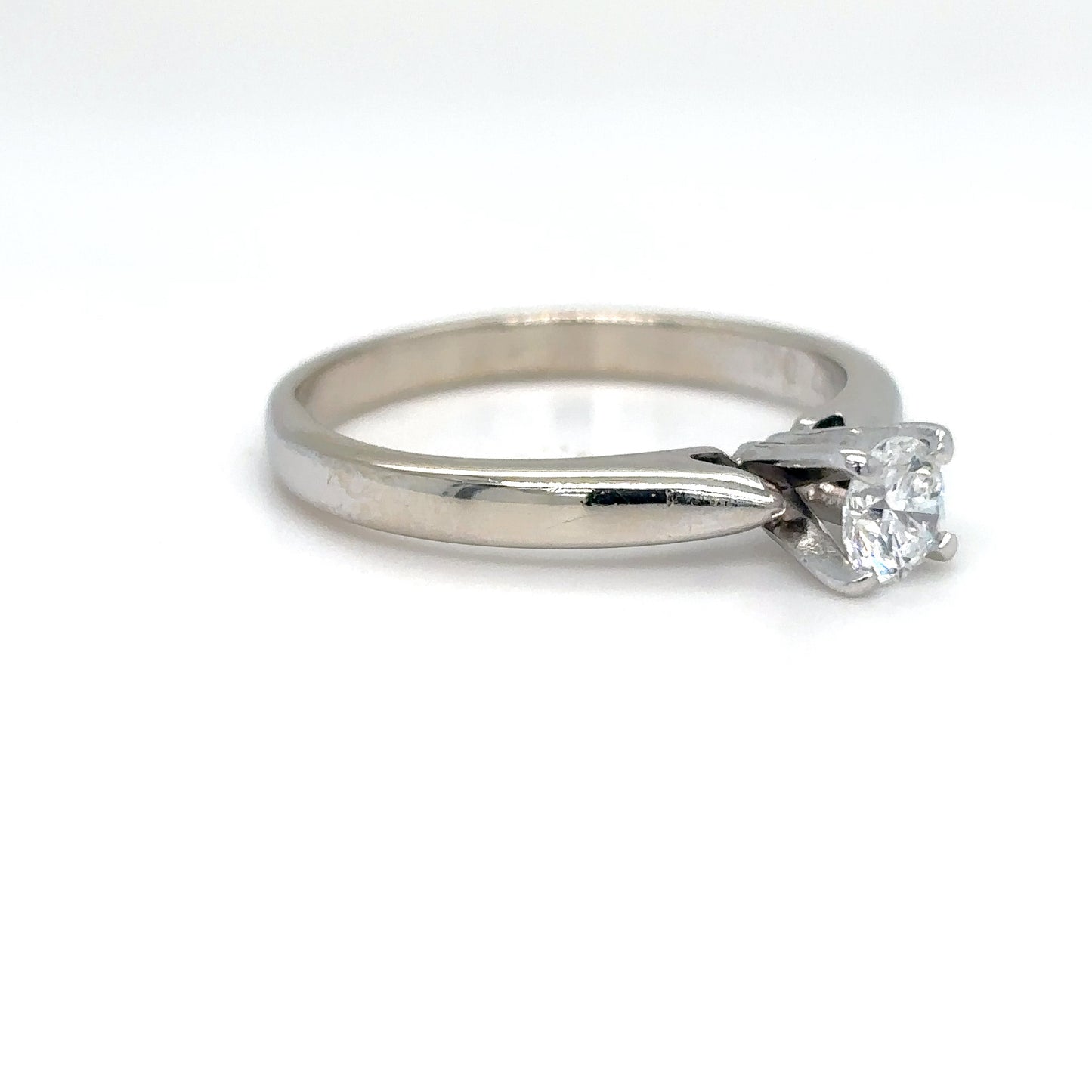 18KW 0.31CT ROUND DIAMOND SOLITAIRE SI1/G 3.2G