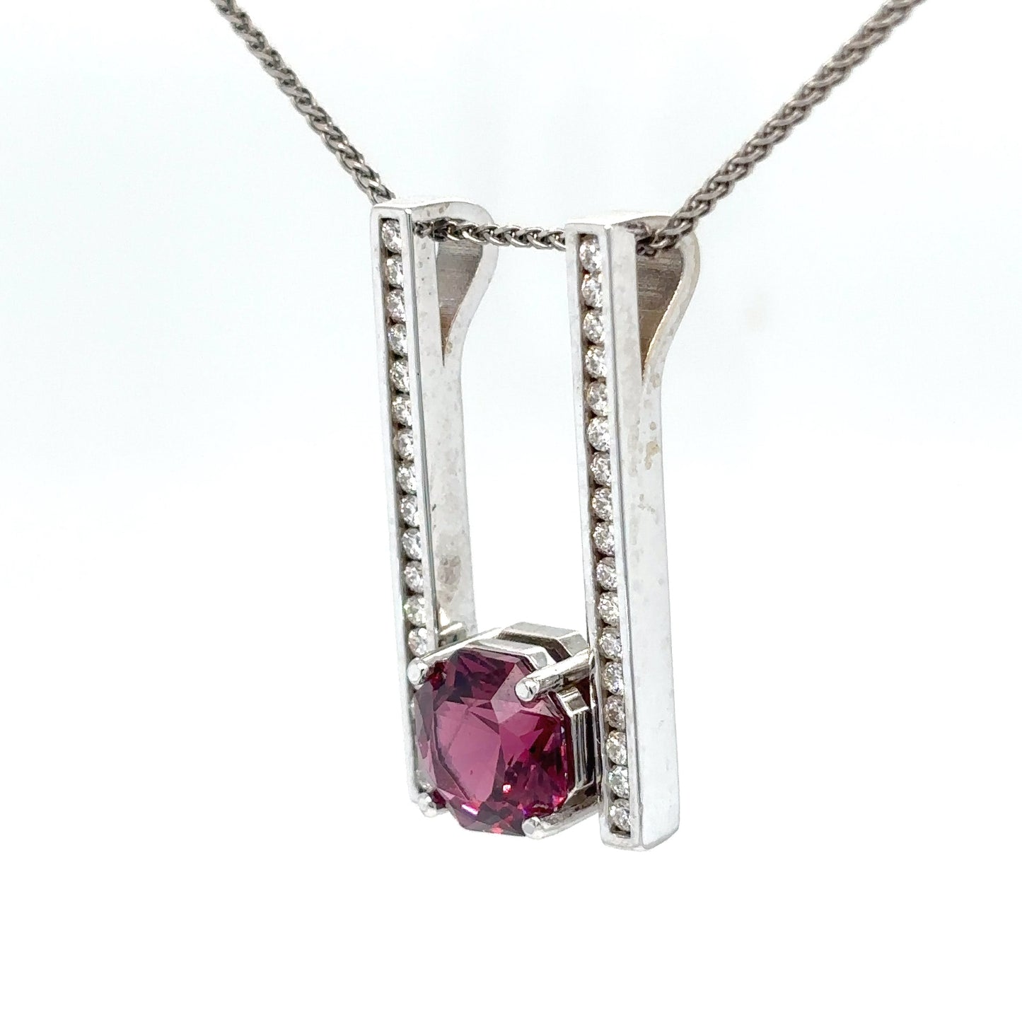 14KW 2.92CT RHODOLITE GARNET AND DIAMOND SLIDE PENDANT "AAA" VS/G-H 5.7G