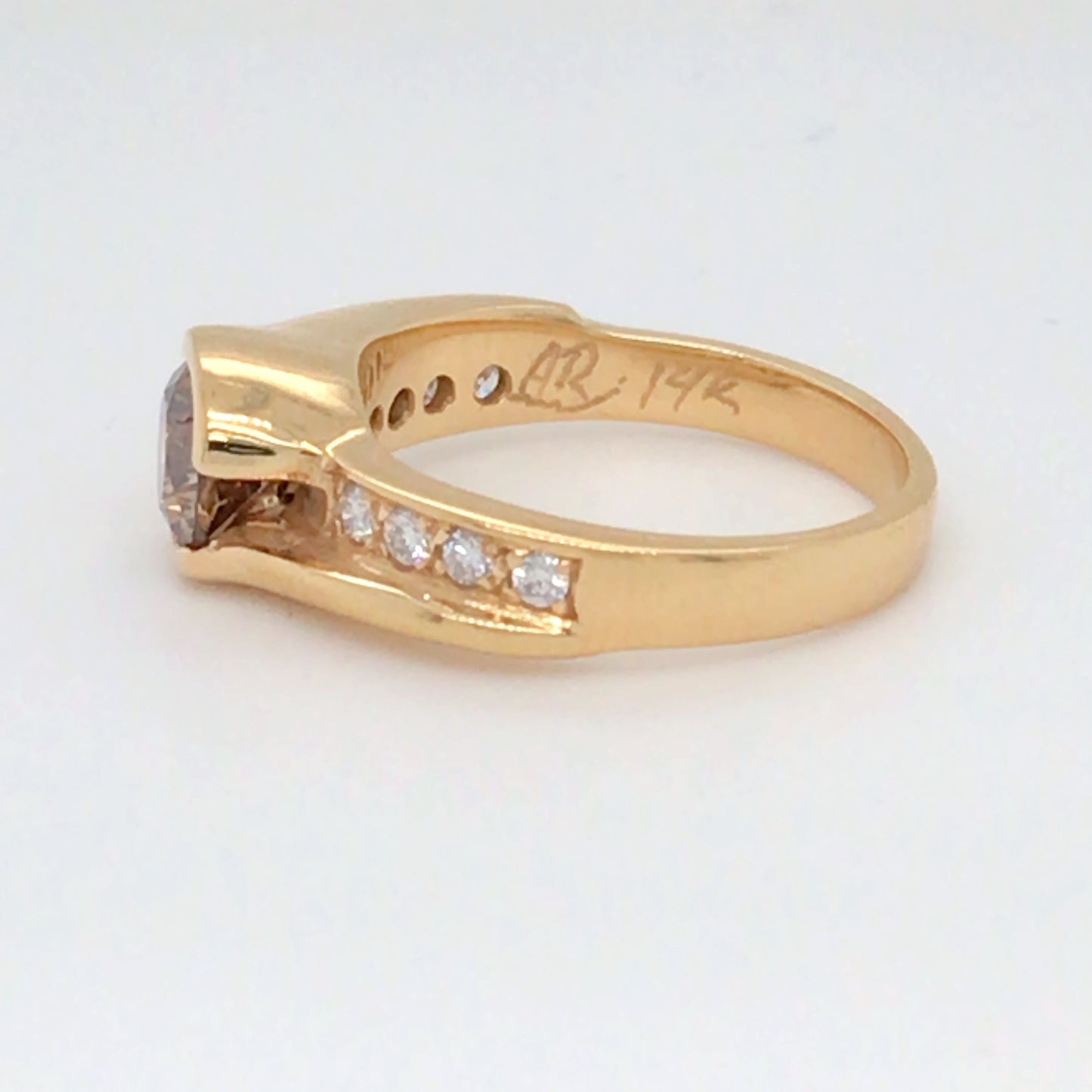 14KY 1.04CTW COGNAC-WHIITE DIAMOND RING VS/F-G 5.9G