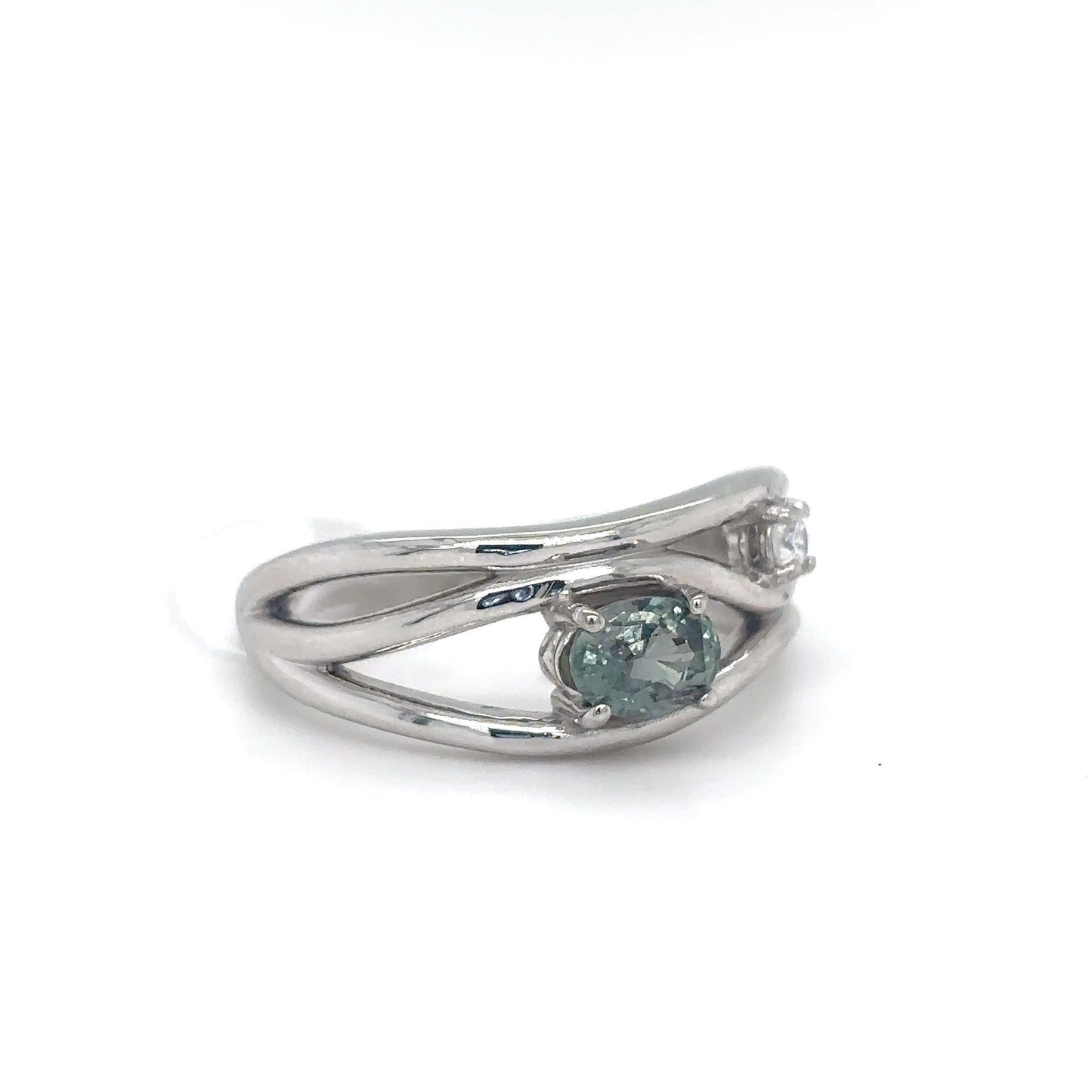 14KW 0.66CTW ALEXANDRITE-DIAMOND RING 4.8G