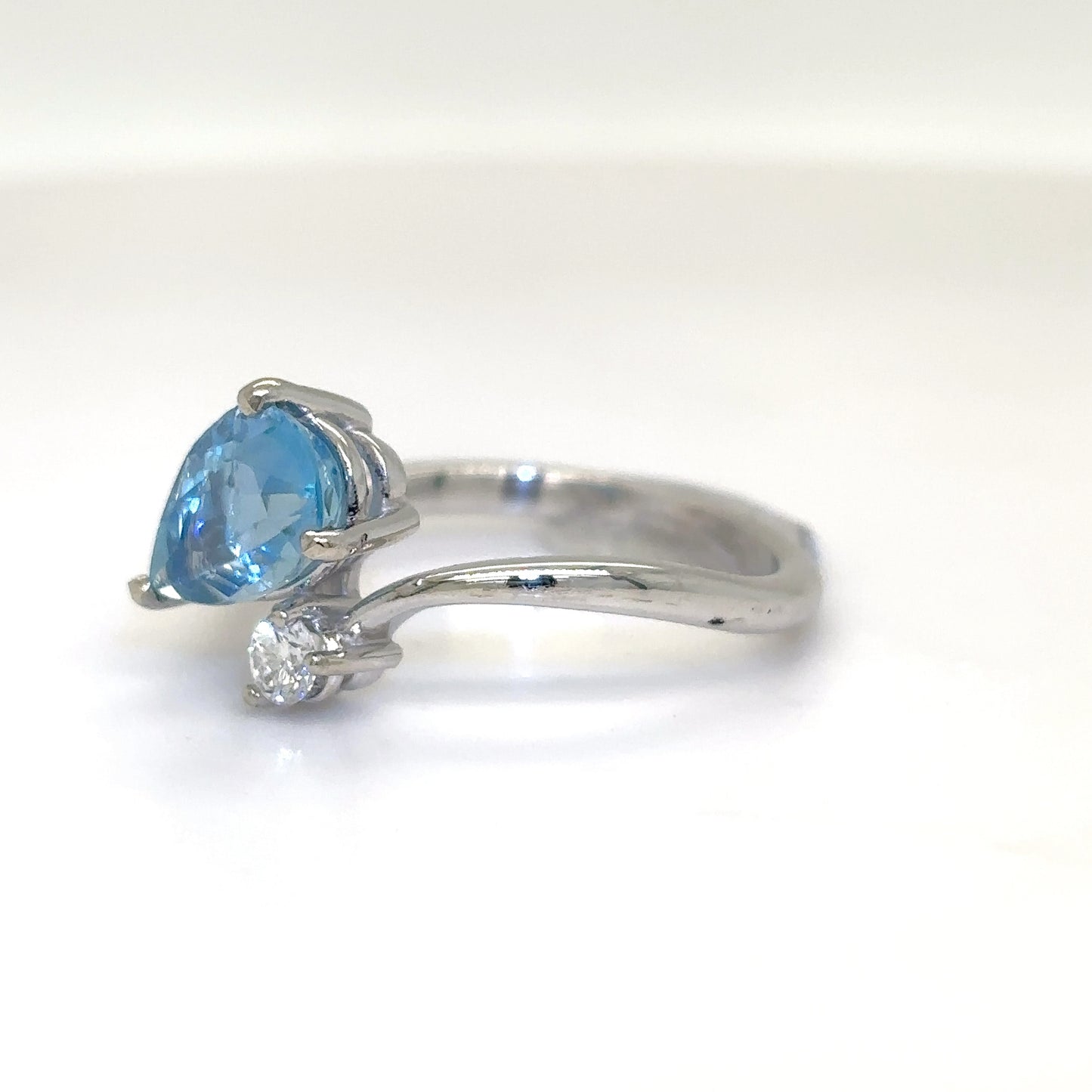 14KW 1.33CTW AQUAMARINE-DIAMOND RING "AAA" VS2/F-G 2.9G