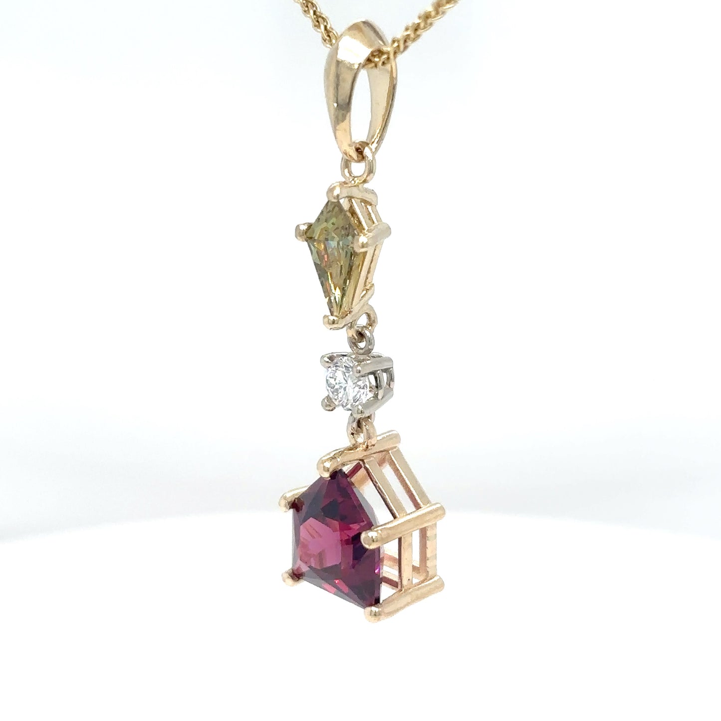 14KY 2.81CTW DEMANTOID-PURPLE GARNET-DIAMOND PENDANT 1.7G