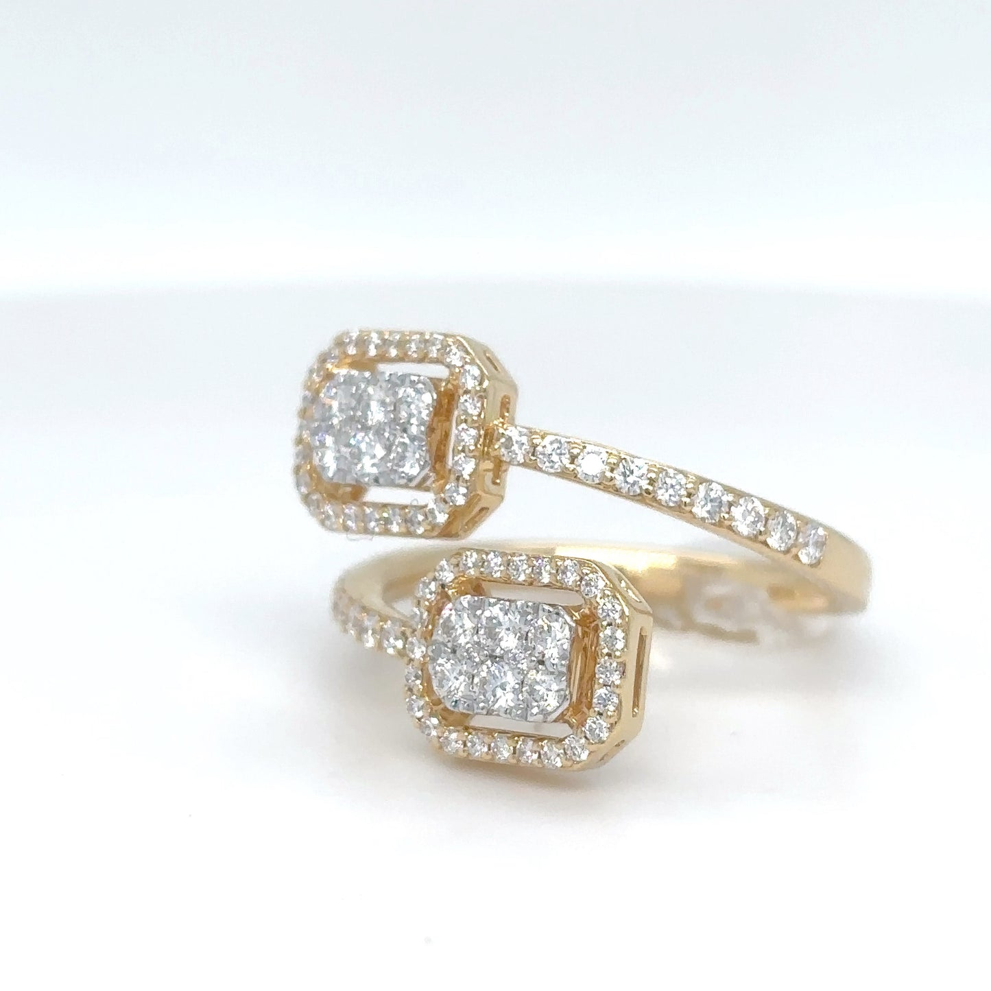 18KTT 0.64CTW ROUND BRILLIANT DIAMOND BYPASS RING VS/F-G 4.4G