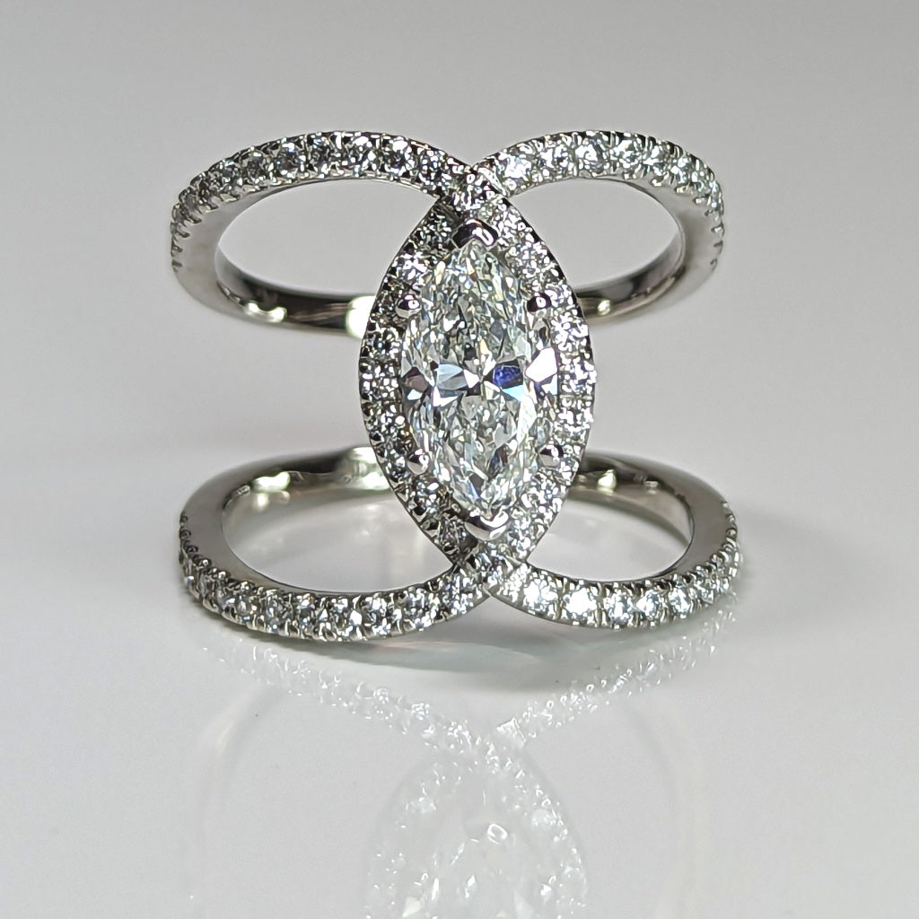 14KW 1.88CTW MARQUISE-ROUND DIAMOND ENGAGEMENT RING