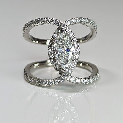 14KW 1.88CTW MARQUISE-ROUND DIAMOND ENGAGEMENT RING