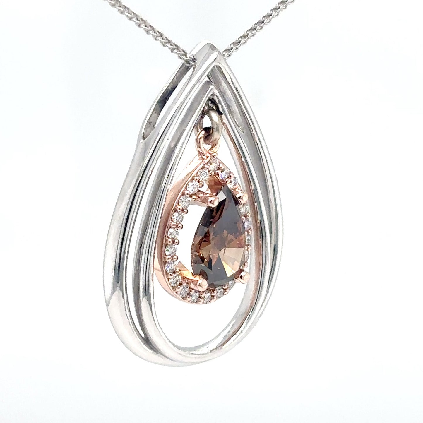 14KTT 1.16CTW CHOCOLATE PEAR-WHITE ROUND BRILLIANT DIAMOND PENDANT I2/FDOB-SI/G 4.2G
