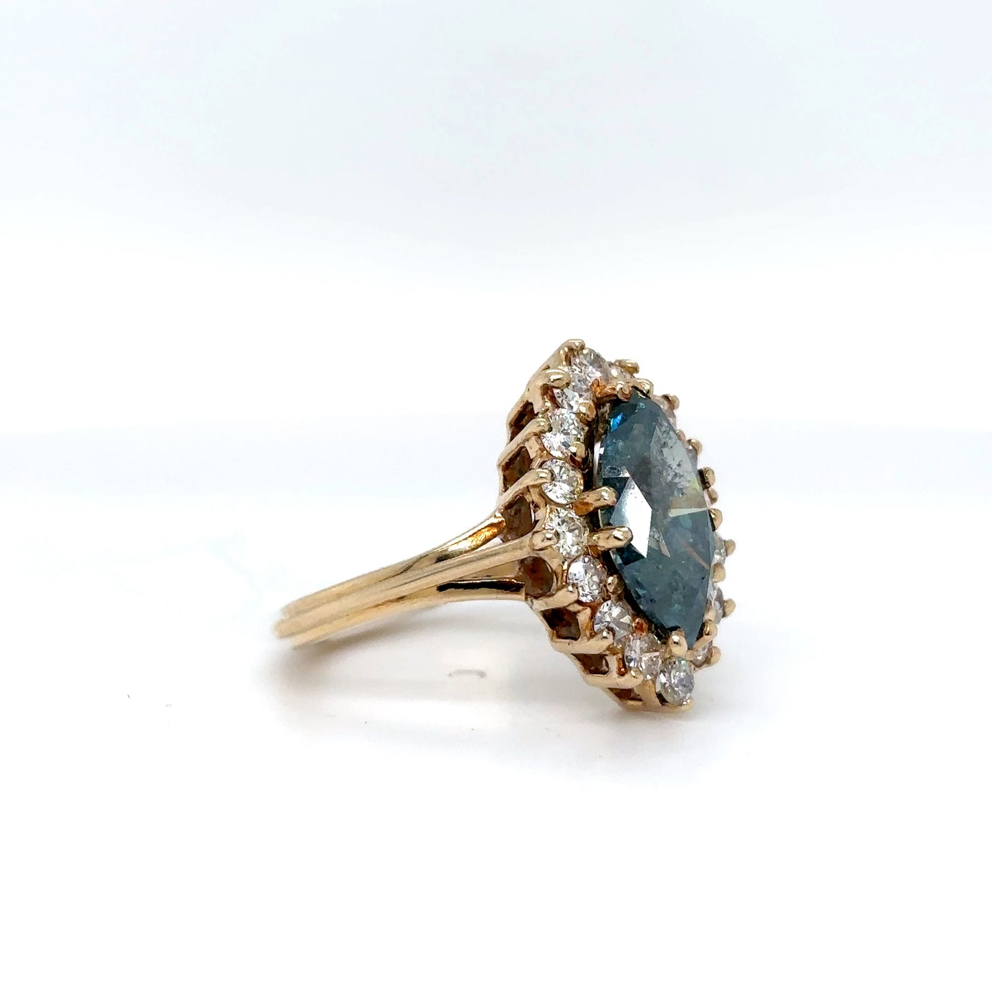 14KY 3.55CTW MARQUISE ENHANCED BLUE-WHITE DIAMOND RING
