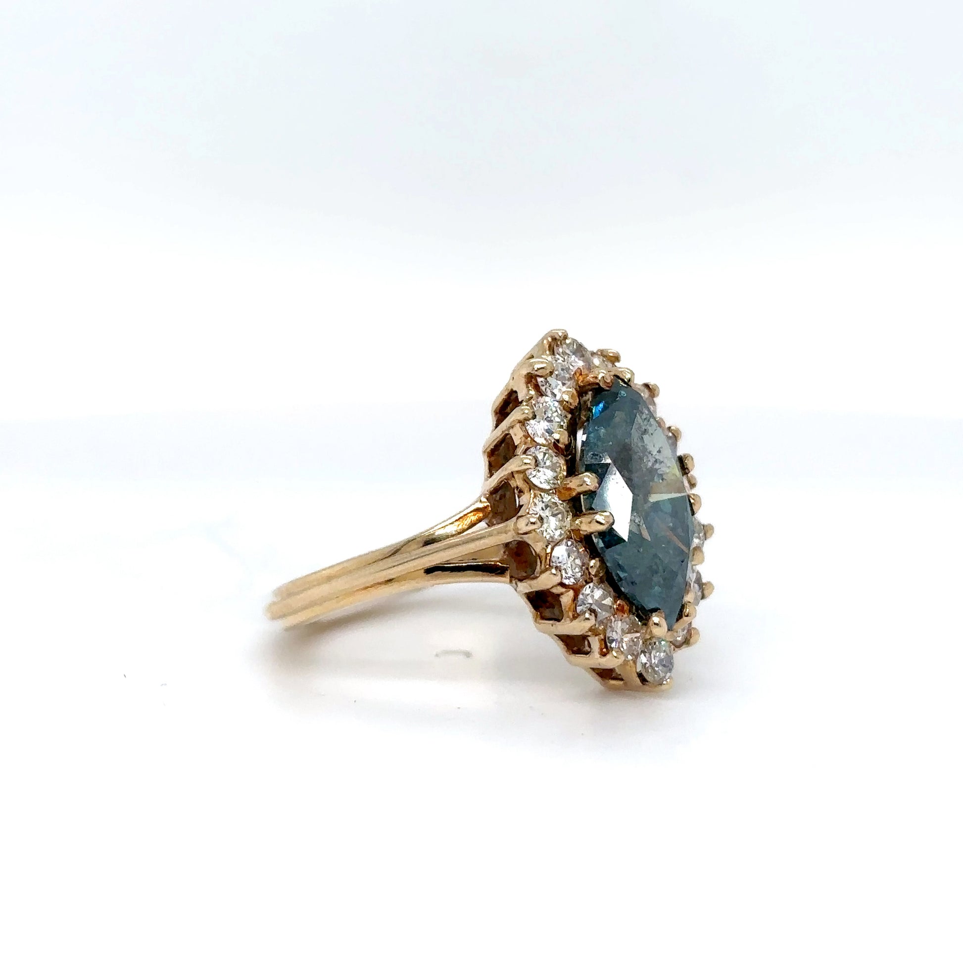 14KY 3.55CTW MARQUISE ENHANCED BLUE-WHITE DIAMOND RING