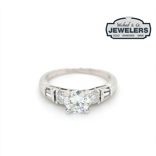 14KW 1.01CTW ROUND BRILLANT-BAGUETTE DIAMOND ENGAGEMENT RING