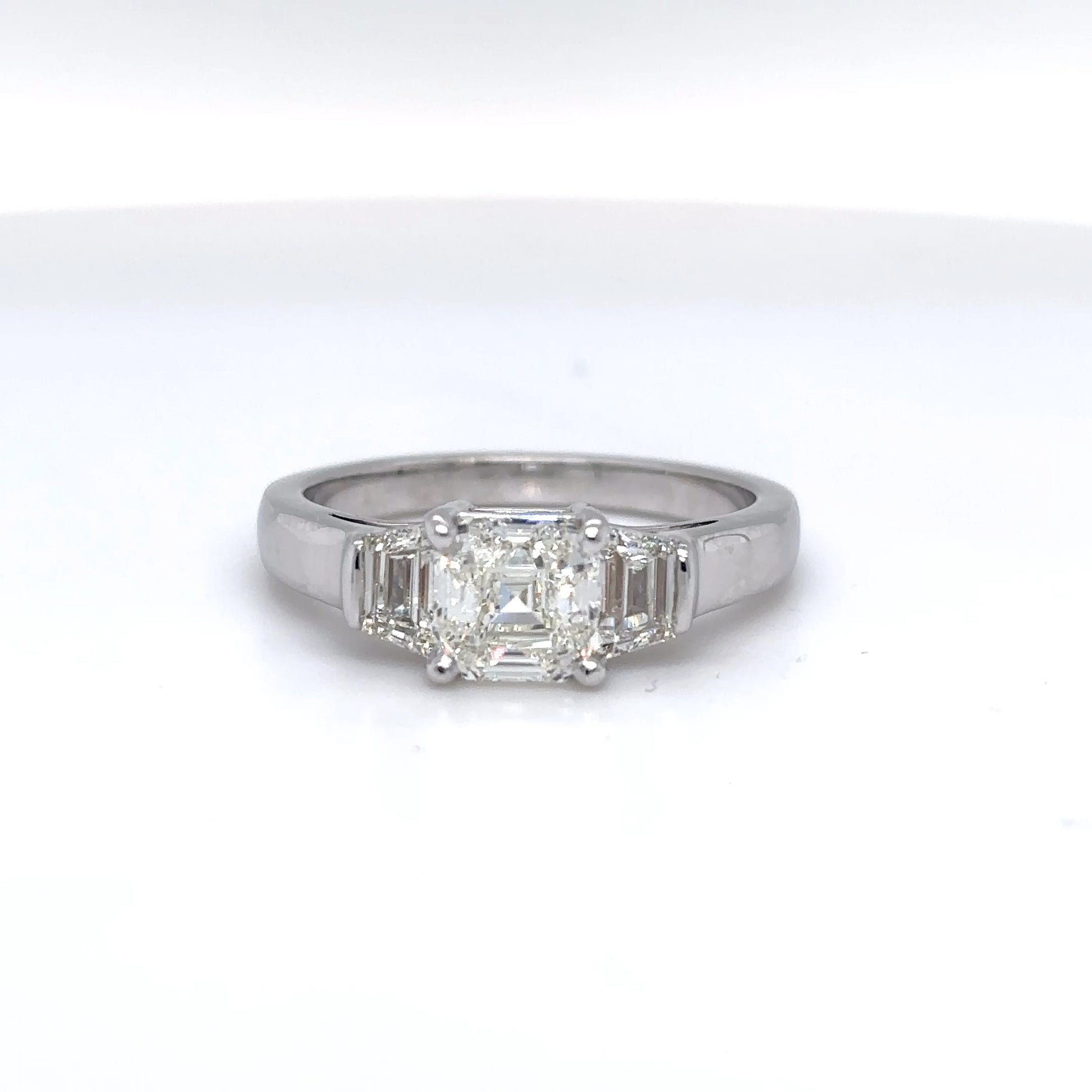 14KW 1.86CTW ASSCHER-TRAPEZE DIAMOND ENGAGEMENT RING
