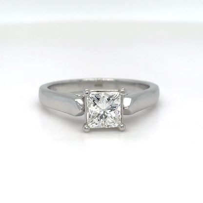 PLAT 0.97CT PRINCESS CUT DIAMOND CATHEDRAL ENGAGEMENT RING