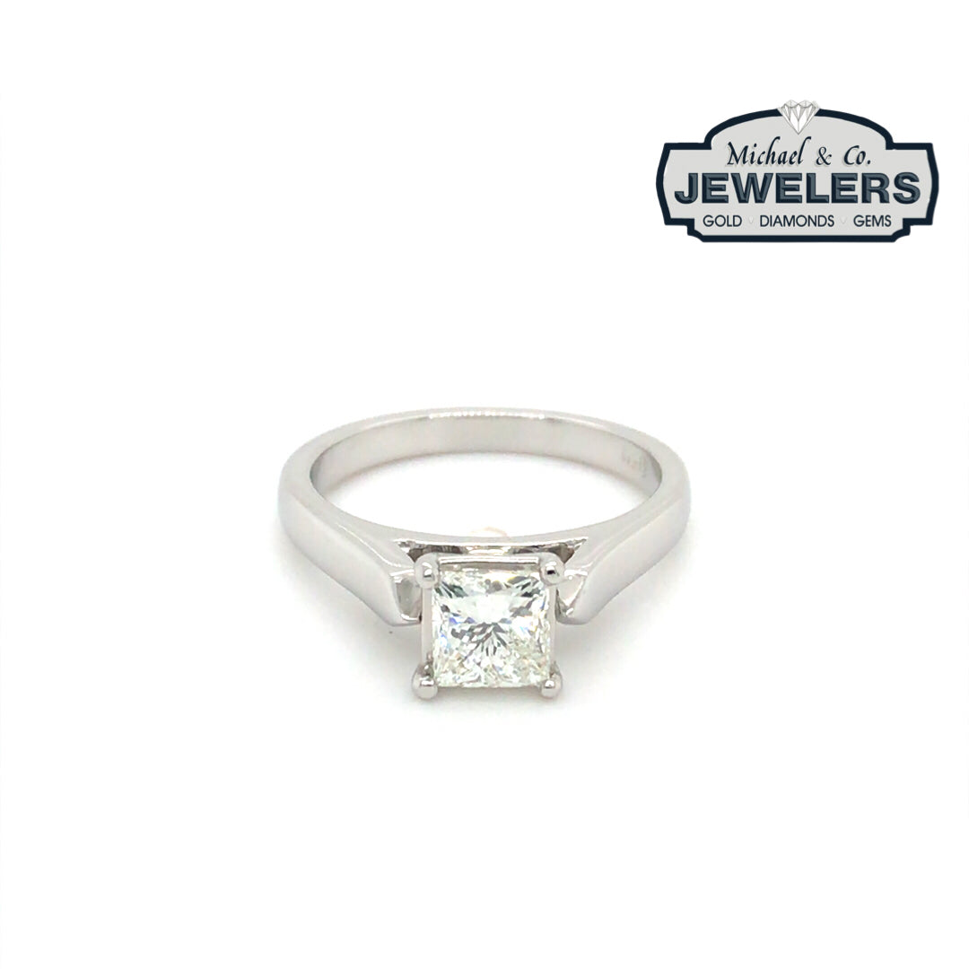 PLAT 0.97CT PRINCESS CUT DIAMOND CATHEDRAL ENGAGEMENT RING
