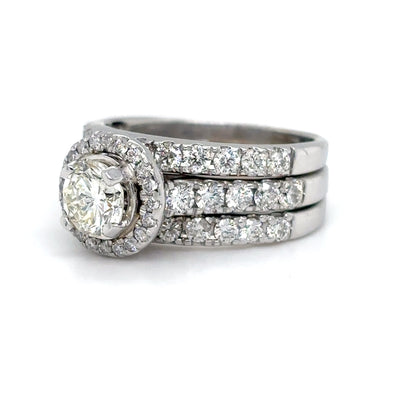 14KW 2.11CTW ROUND BRILLIANT DIAMOND HALO WEDDING SET