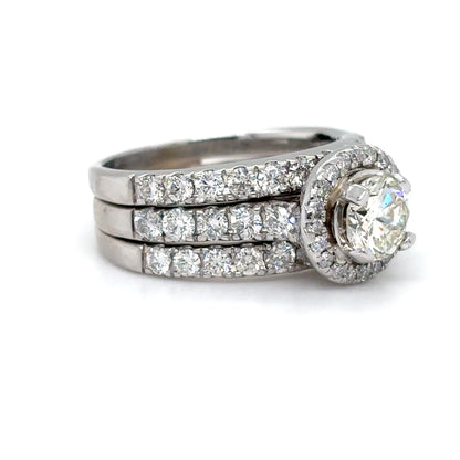 14KW 2.11CTW ROUND BRILLIANT DIAMOND HALO WEDDING SET