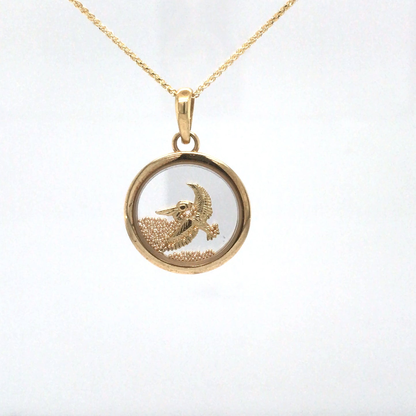 14KY PELICAN WINDOW PENDANT