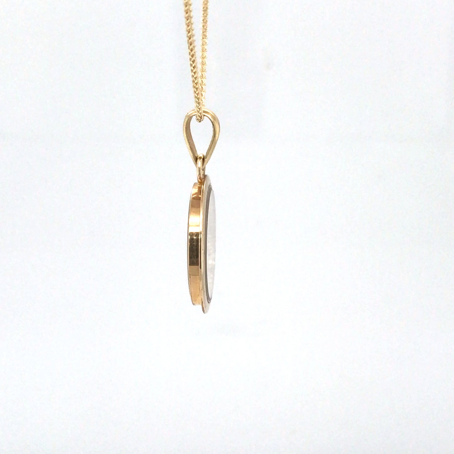 14KY PELICAN WINDOW PENDANT
