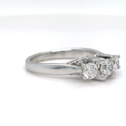18KW 1.00CTW FANCY THREE ROUND DIAMOND RING SI1/G-H 5.4G