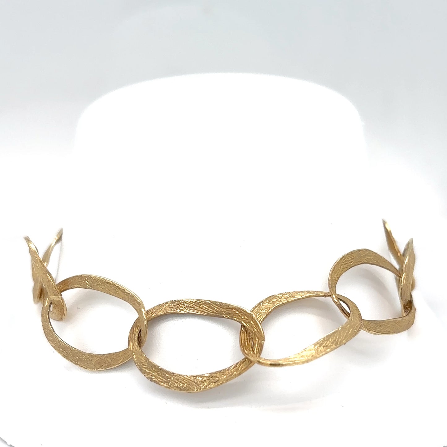 14KY 8" 15MM TEXTURED OVAL LINK BRACELET 9.9G
