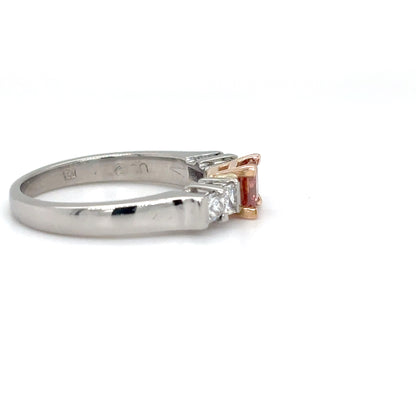 PLAT. 0.88CTW ENH. PINK-WHITE PRINCESS CUT DIAMOND RING VVS2-G 3.0G