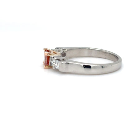 PLAT. 0.88CTW ENH. PINK-WHITE PRINCESS CUT DIAMOND RING VVS2-G 3.0G