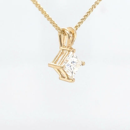 14KY 0.76CT PRINCESS CUT DIAMOND SOLIPAIRE PENDANT VS1/G-H