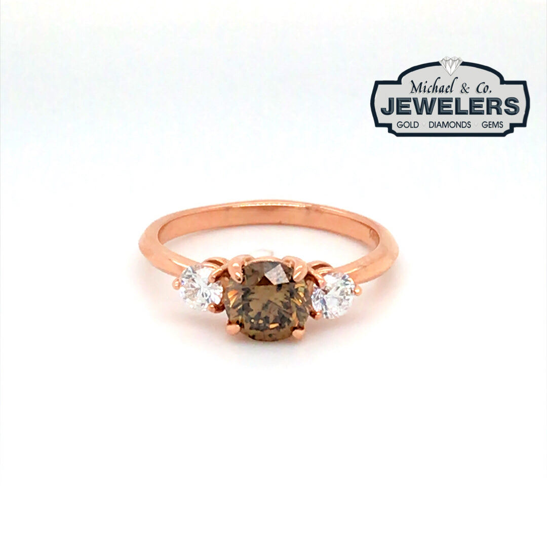 14KR 1.48CTW CHOCOLATE-WHITE DIAMOND THREE STONE RING