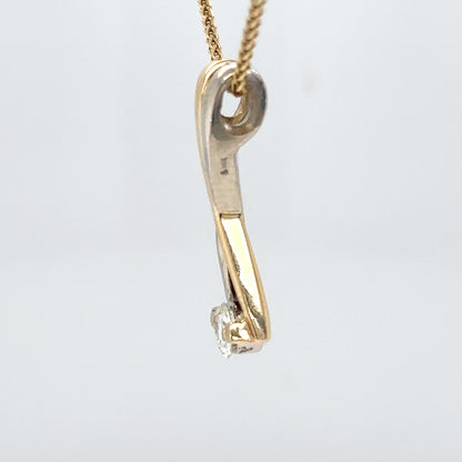 14KTT 0.25CT ROUND DIAMOND CROSSOVER PENDANT VS2/H-I