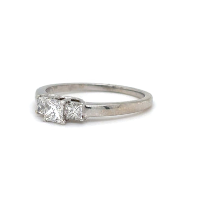 14KW 0.50CTW THREE PRINCESS CUT DIAMOND RING SI/H 2.2G
