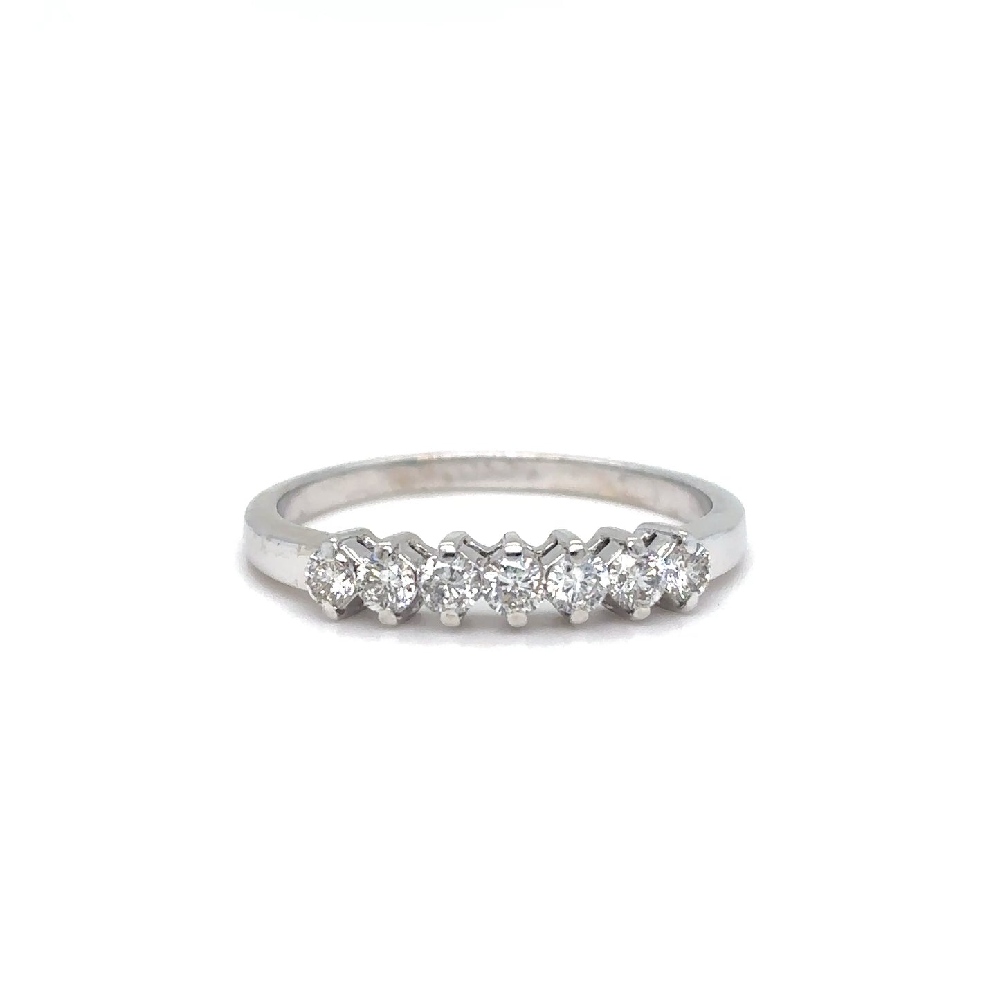 14KW 0.50CTW SEVEN ROUND DIAMOND BAND I1/H-I 2.7G