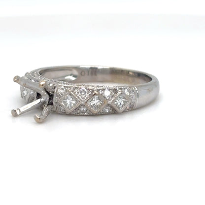18KW 0.38CTW PRINCESS-ROUND DIAMOND SEMI-MOUNT SI/H-I 4.0G