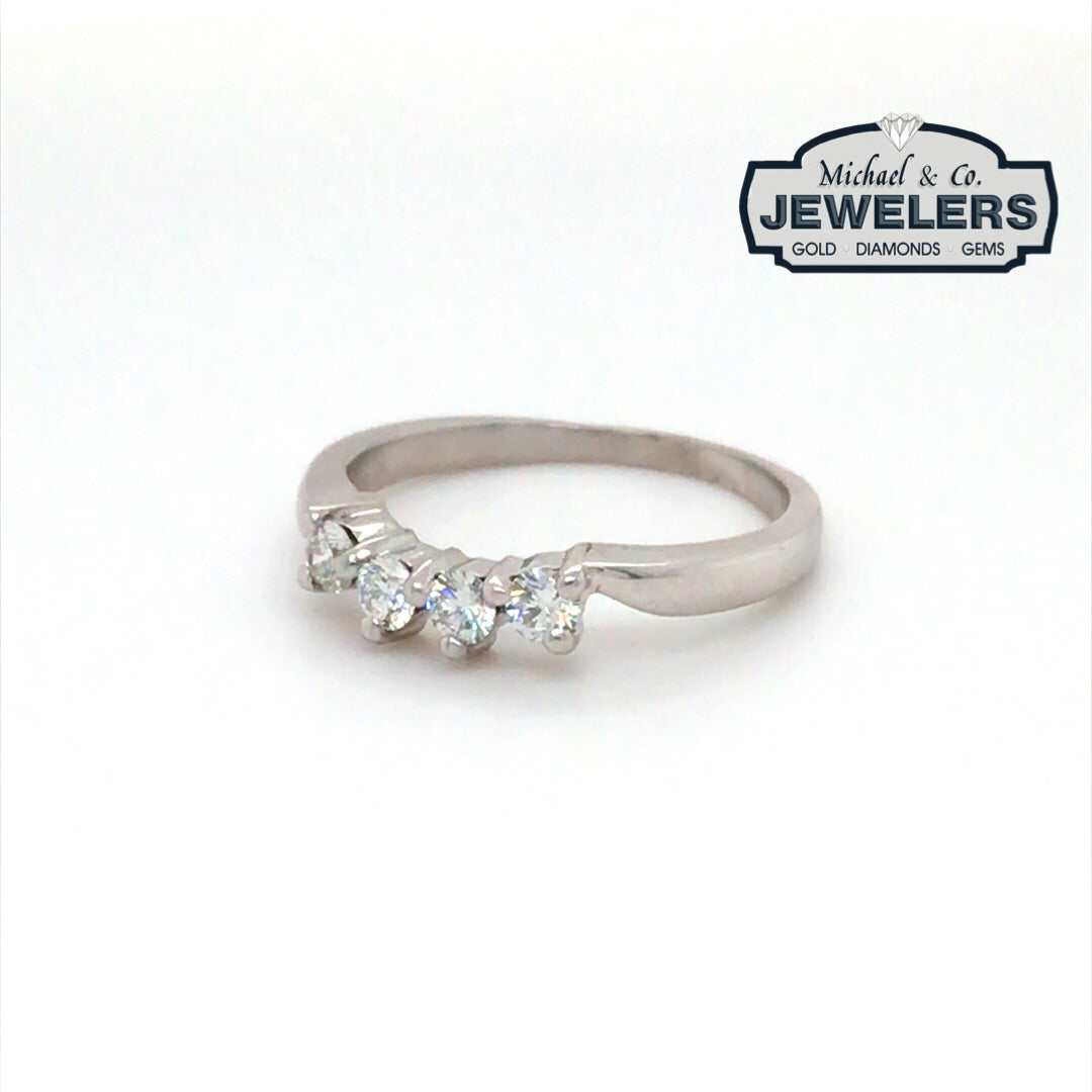 14KW 0.40CTW MATCHING ROUND DIAMOND BAND SI1/E 2.6G