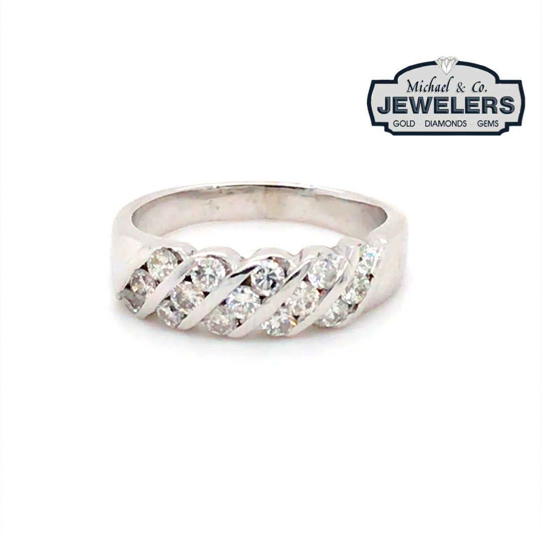 14KW 0.50CTW TRIPLE ROW DIAMOND BAND VS/F-G 4.9G