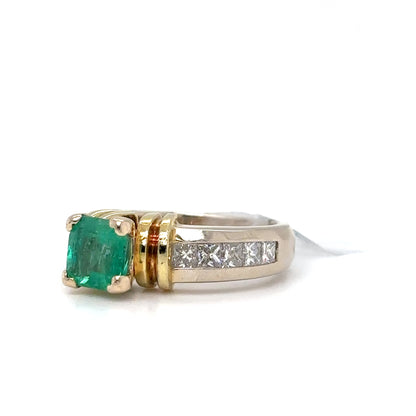 18KTT 1.75CTW EMERALD AND DIAMOND RING "A" SI/G-H 9.0G
