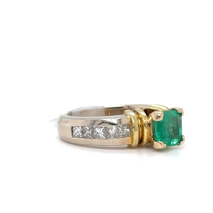 18KTT 1.75CTW EMERALD AND DIAMOND RING "A" SI/G-H 9.0G