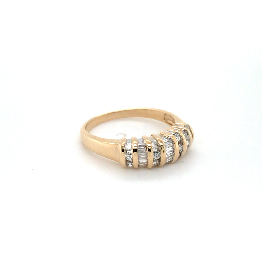 14KY 0.75CTW BAGUETTE-ROUND DIAMOND BAND SI/G-H 3.5G