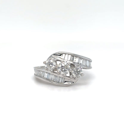 14KW 1.50CTW ROUND-BAGUETTE DIAMOND BYPASS RING I1-2/H-I 4.6G