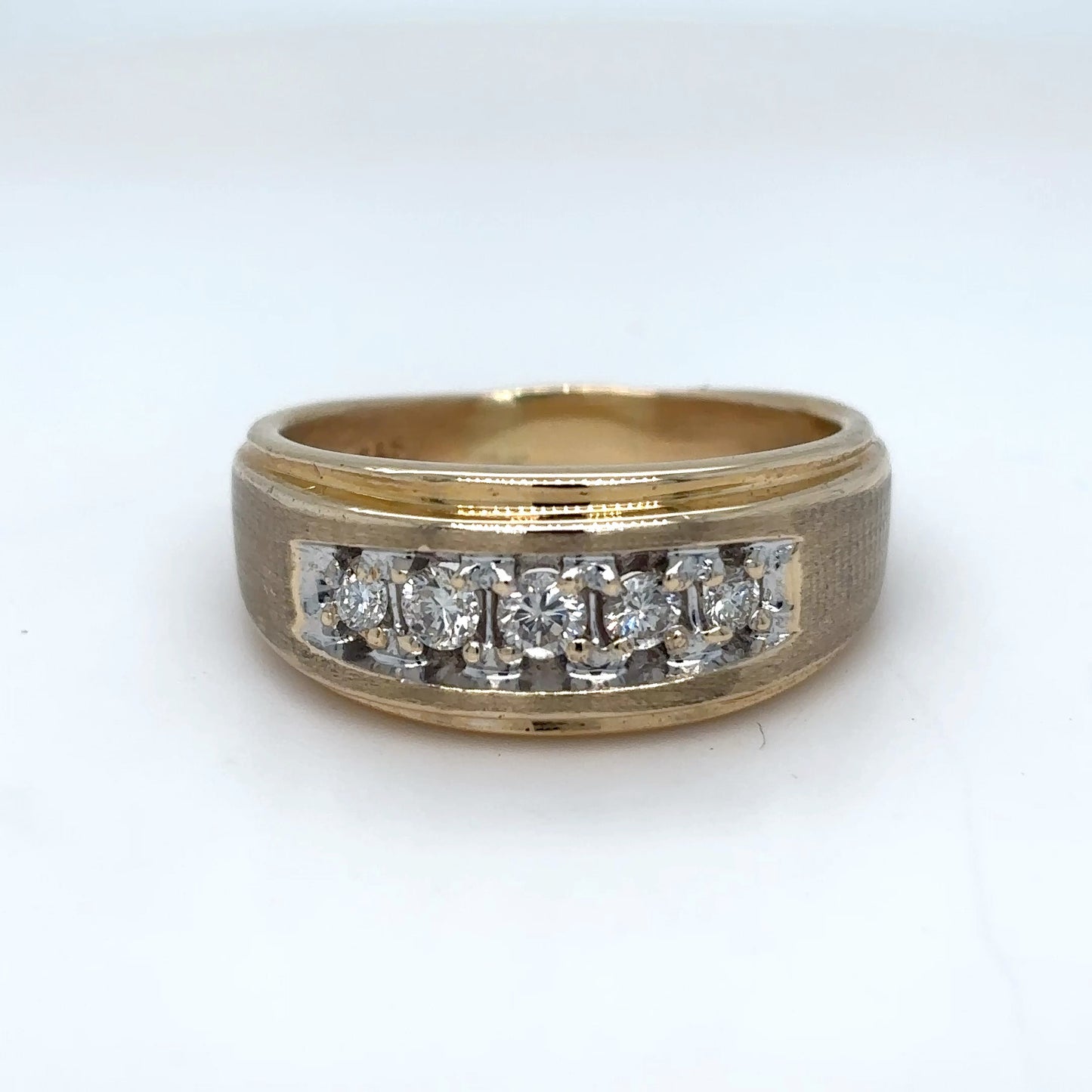 14KY 0.50CTW FIVE DIAMOND BAND SI/I-J 10.5G