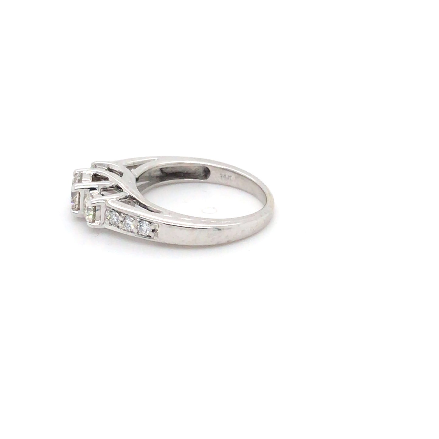14KW 0.85CTW GRADUATED DIAMOND BAND SI/I-J 4.1G