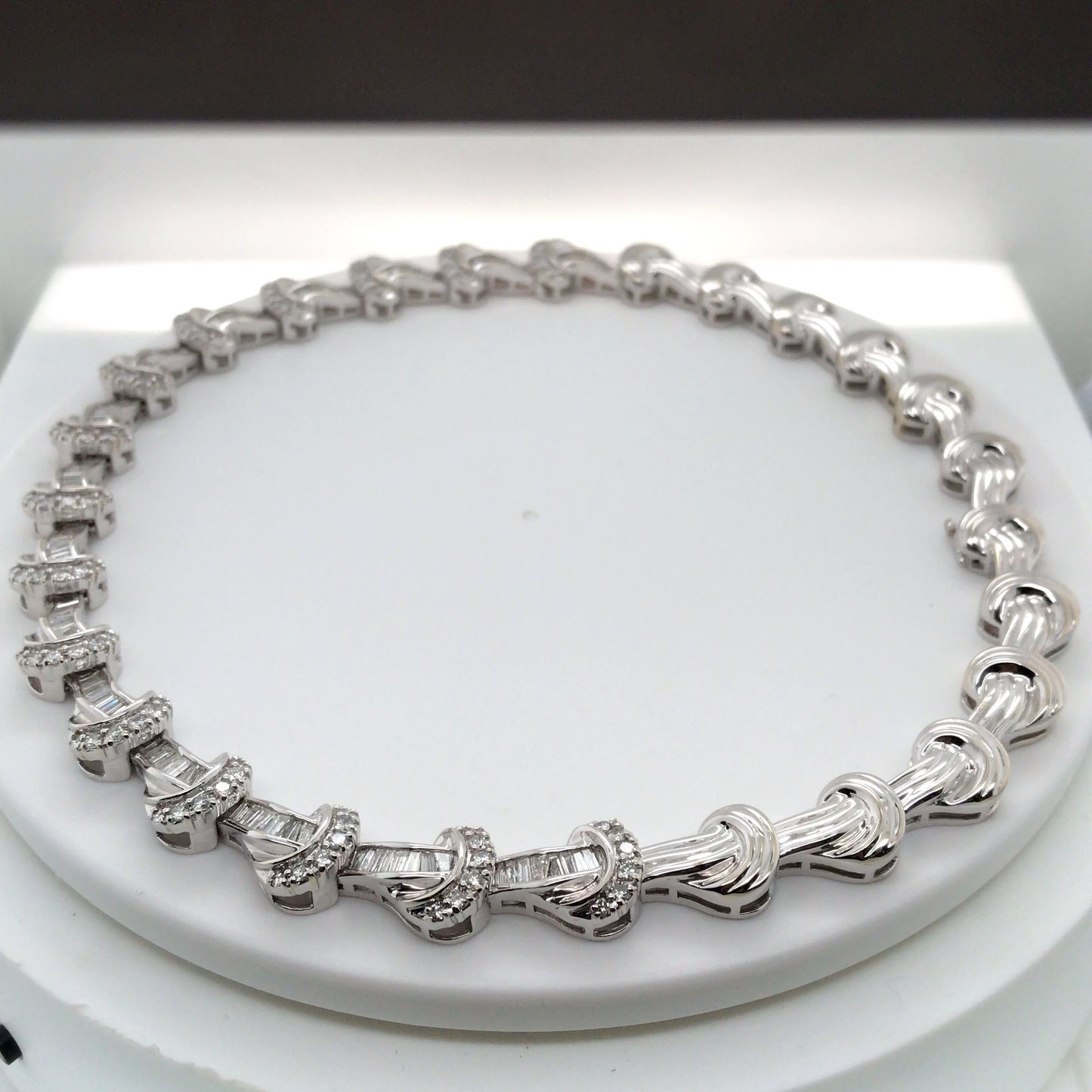 14KW 17" 9.00CTW BAGUETTE-ROUND BRILLIANT DIAMOND NECKLACE SI/G-H 78.5G