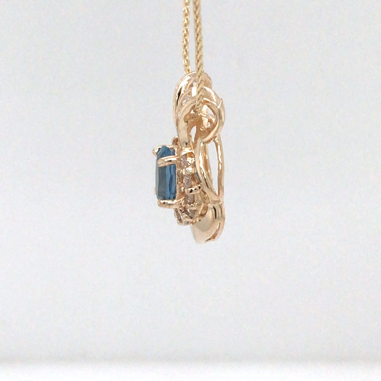 14KY 1.06CTW AQUAMARINE-DIAMOND PENDANT "AAA" SI1/G-H 3.2G