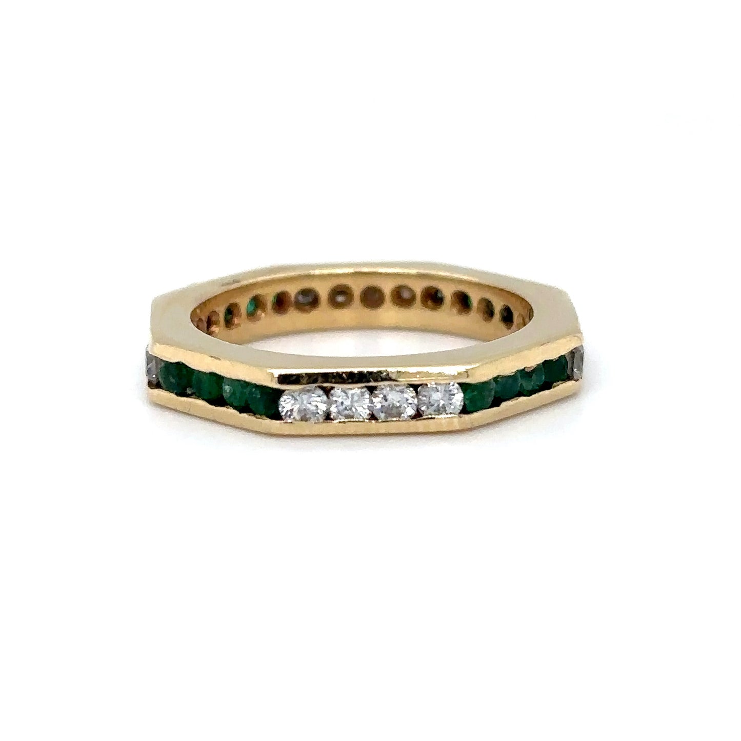 14KW 0.64CTW EMERALD-DIAMOND ETERNITY RING "AA" SI/G-H 3.5G