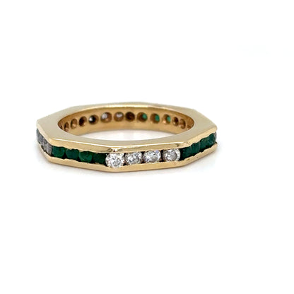14KW 0.64CTW EMERALD-DIAMOND ETERNITY RING "AA" SI/G-H 3.5G