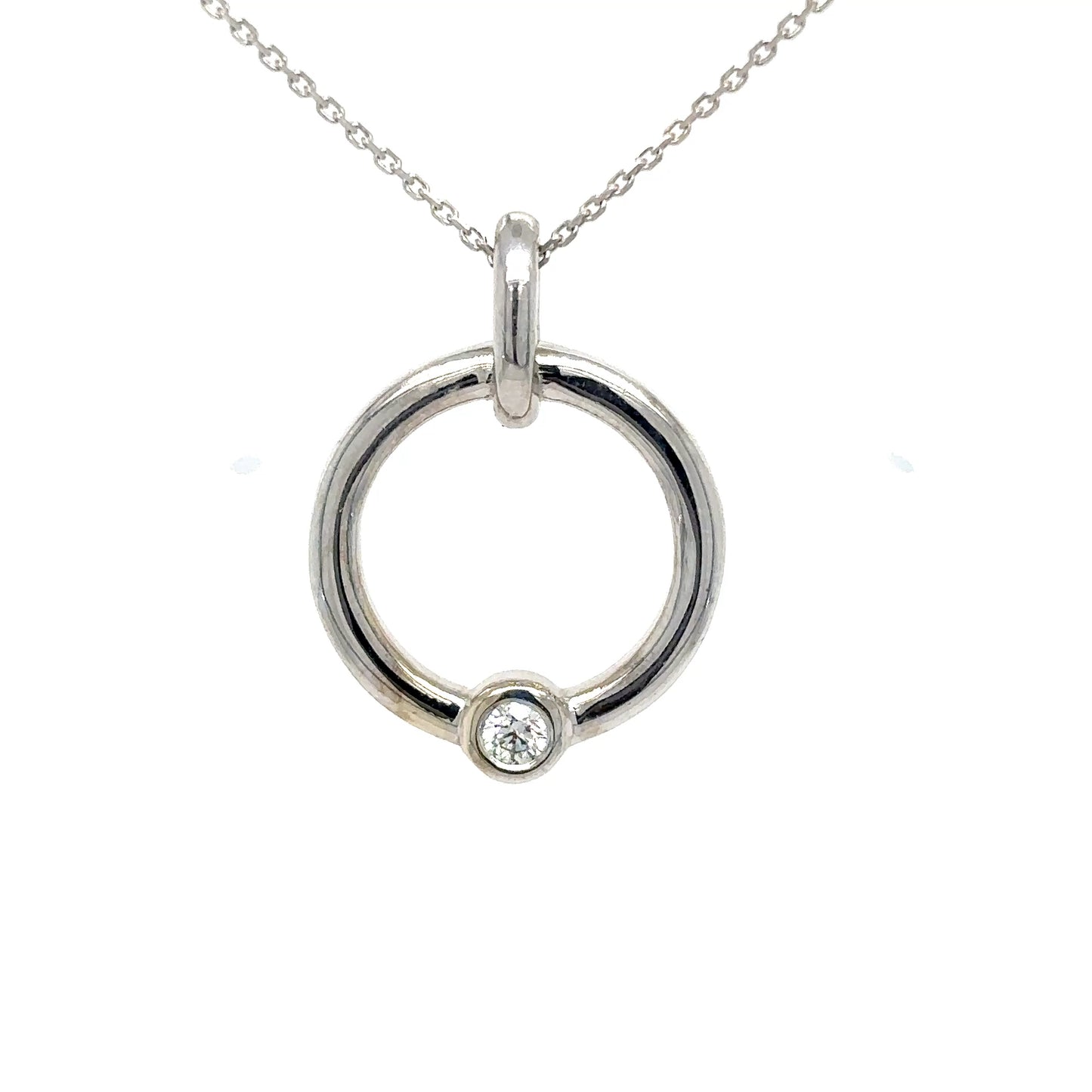 14KW 18" 0.05CT ROUND BRILLIANT DIAMOND CIRCLE PENDANT VS/G-H 3.1G