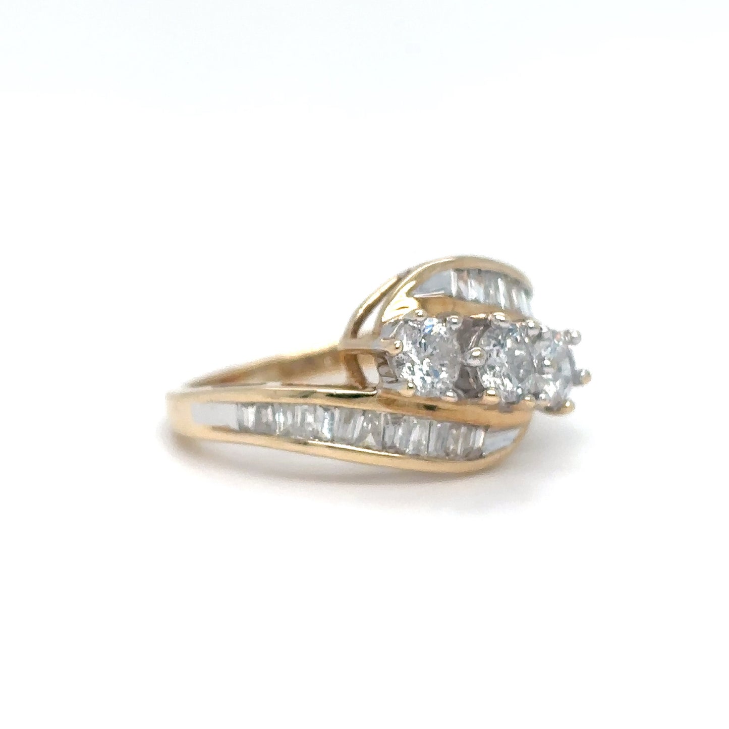 14KY 1.50CTW ROUND BRILLIANT-BAGUETTE DIAMOND RING I1-I2/H-I 5.1G