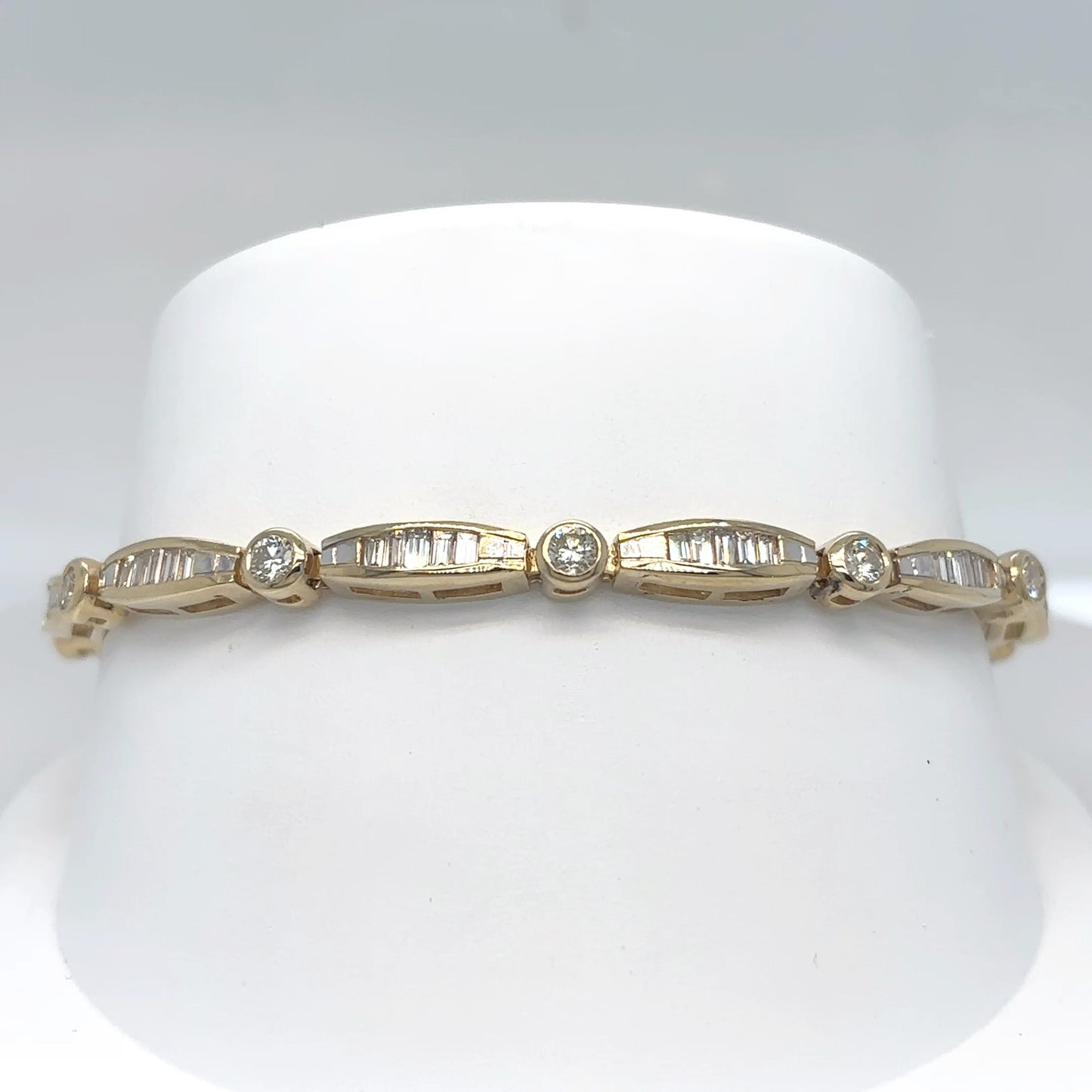 14KY 7.5" 4.00CTW BAGUETTE-ROUND BRILLIANT DIAMOND BRACELET VS/G-H 14.3G