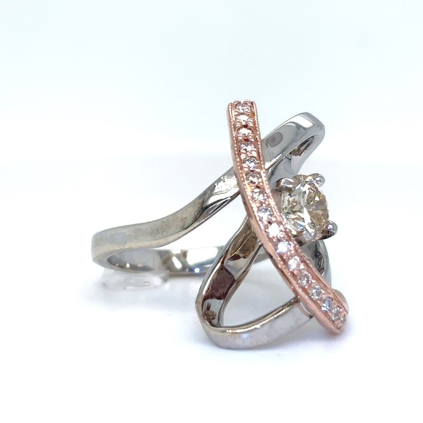 14KR/W 1.36CTW CHAMPAGNE-WHITE COMTEMPORARY RING SI/CHAMP-SI1/G 7.8G