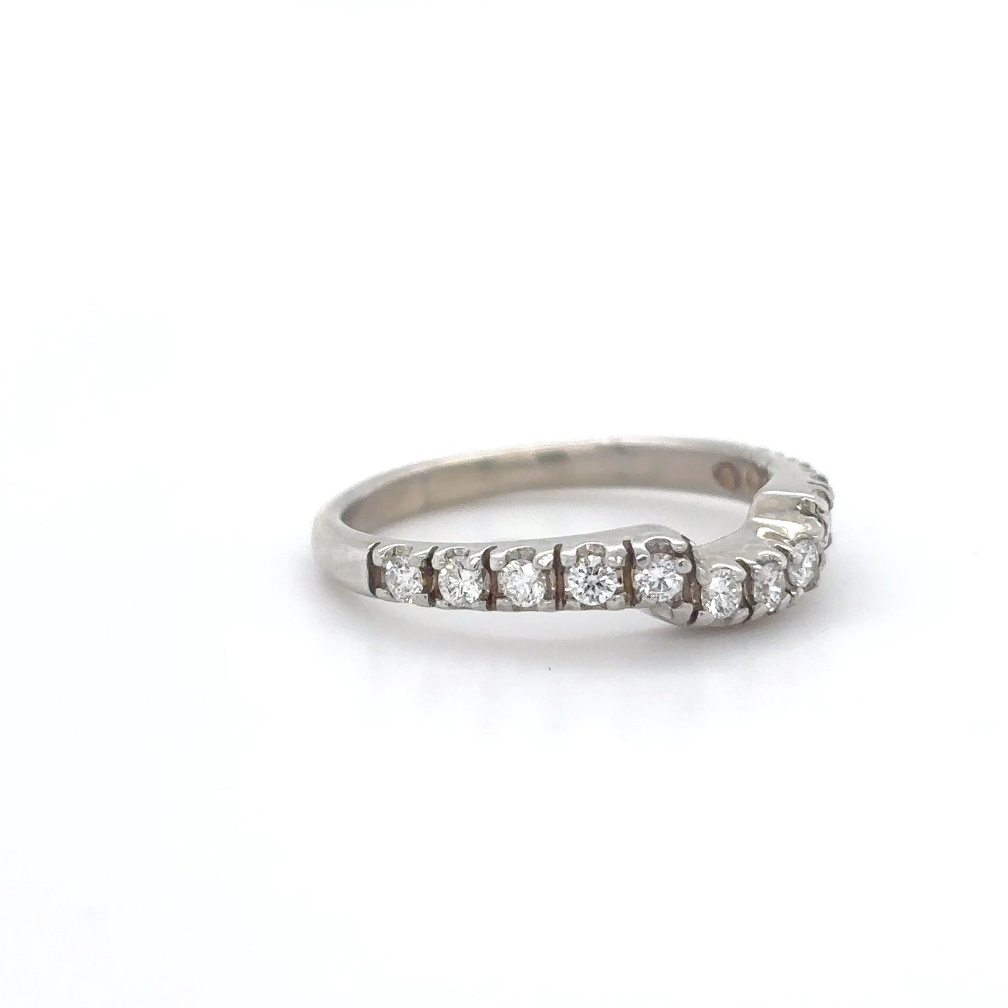 14KW 0.33CTW MATCHING DIAMOND BAND VS/F-G 2.5G