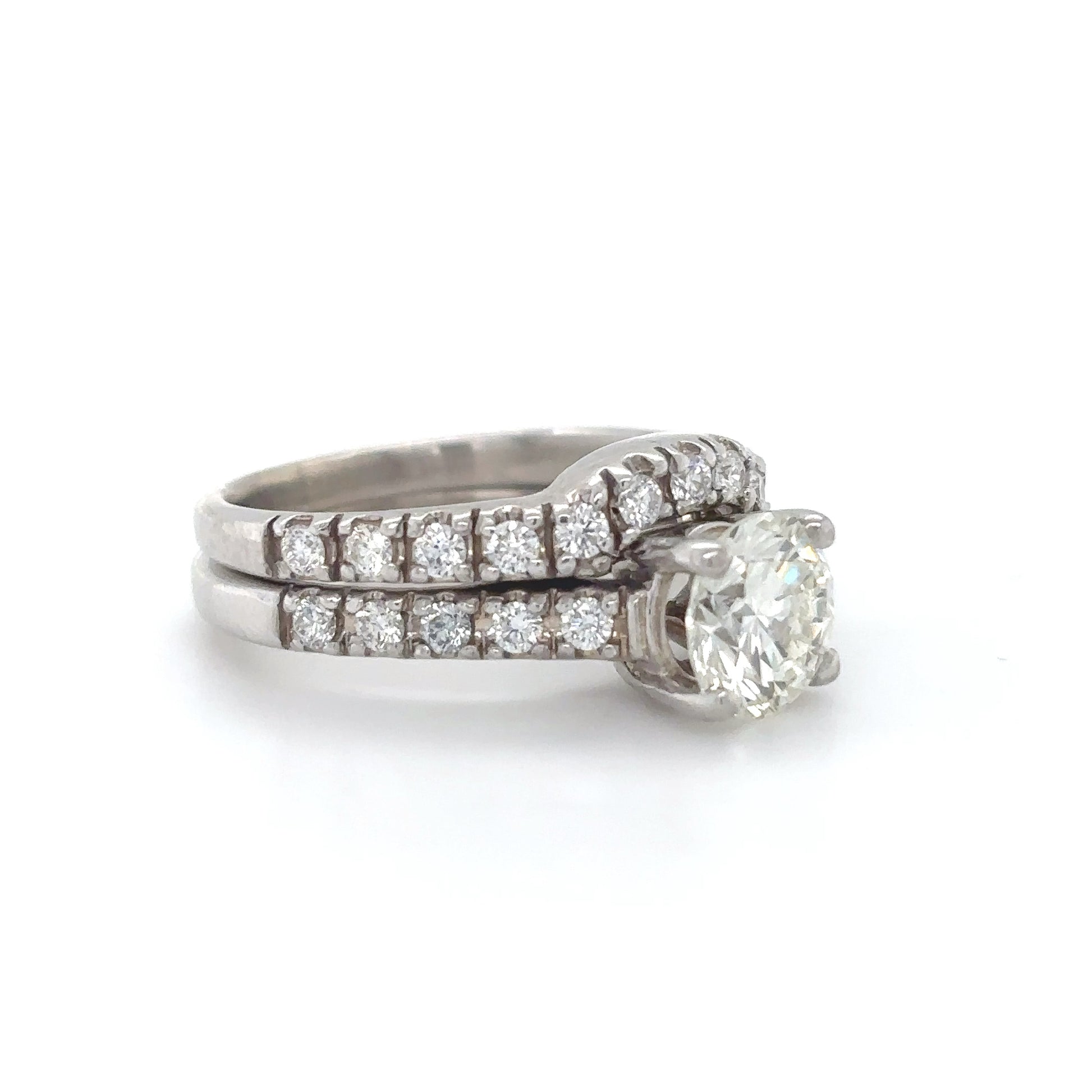 14KW 0.33CTW MATCHING DIAMOND BAND VS/F-G 2.5G