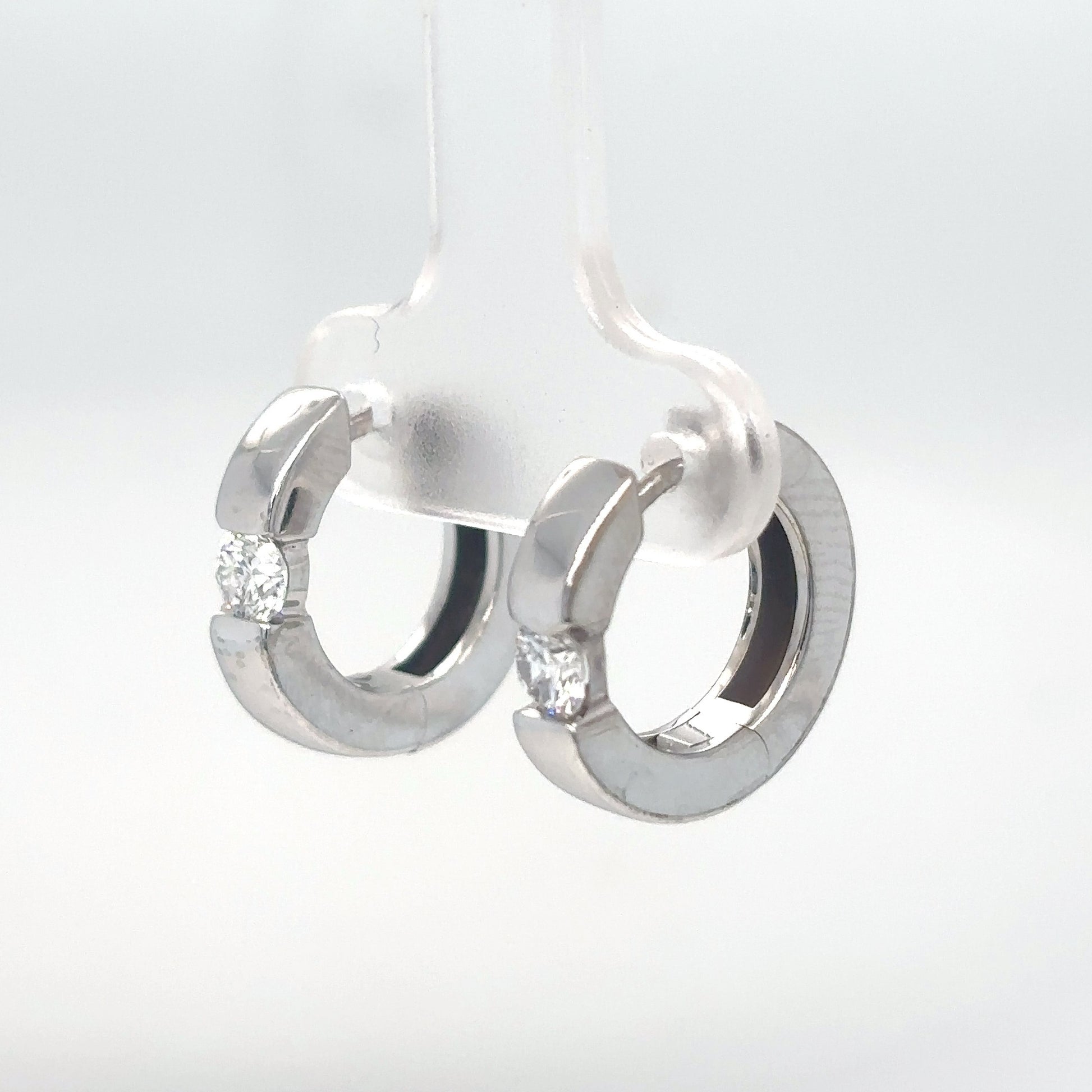 14KW 0.40CTW ROUND DIAMOND 15MM HOOP EARRINGS SI1/H 5.4G - Fine Jewelry in Bradenton Michael & Co. Jewelers